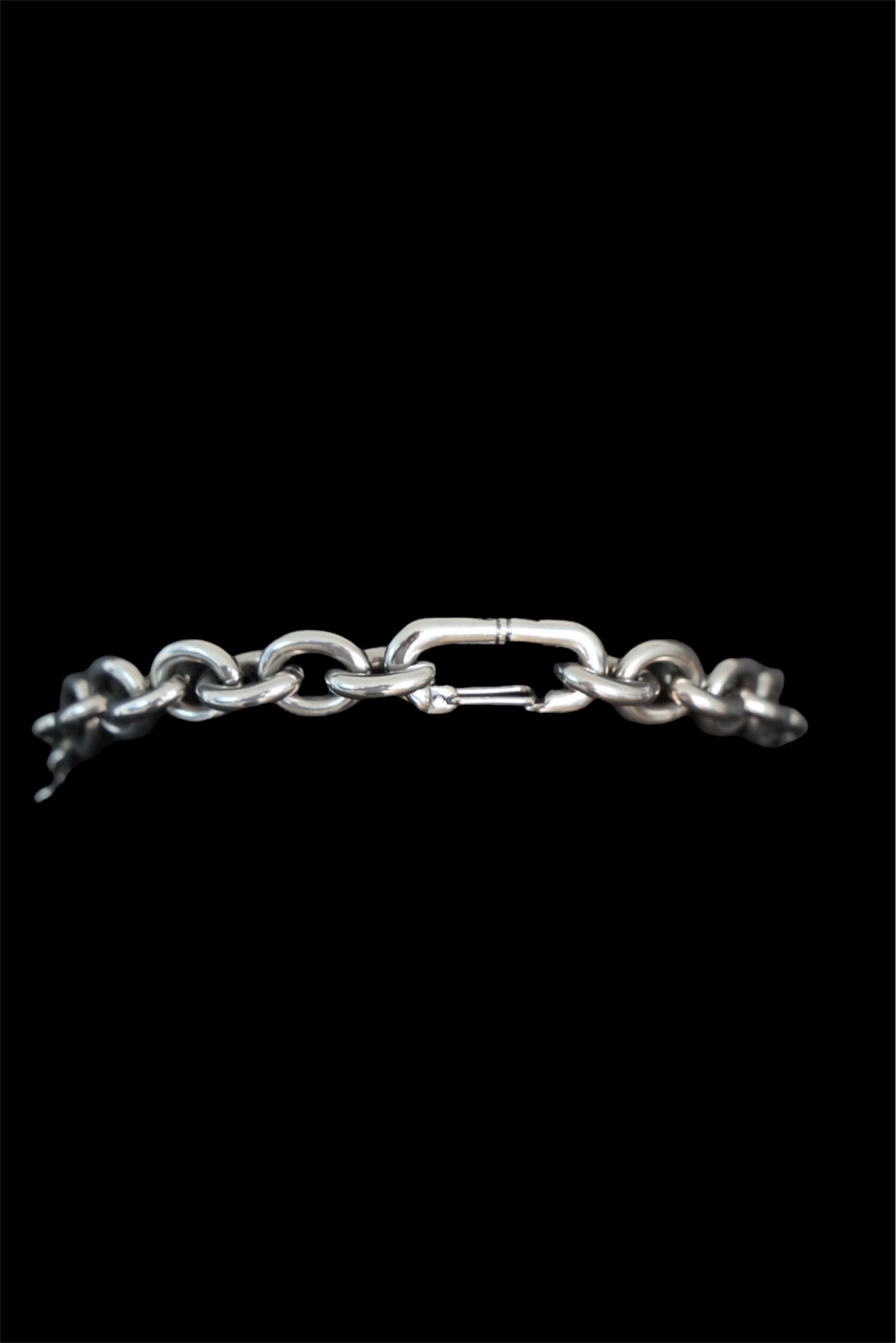 Claw Choker