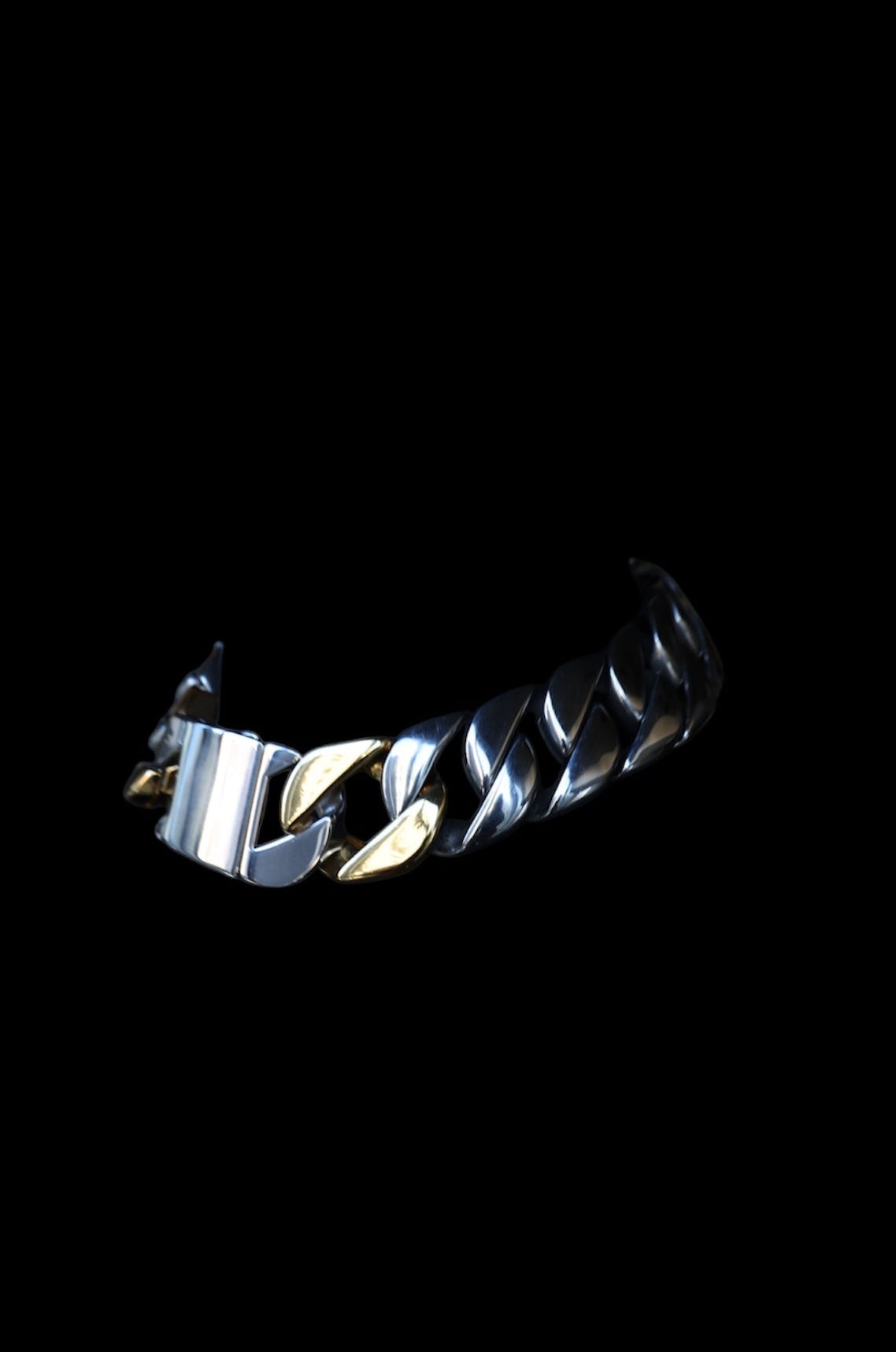 Gold Flake Choker