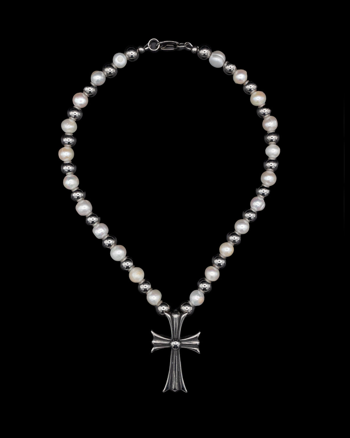 Pearl Cross – House of Chaos